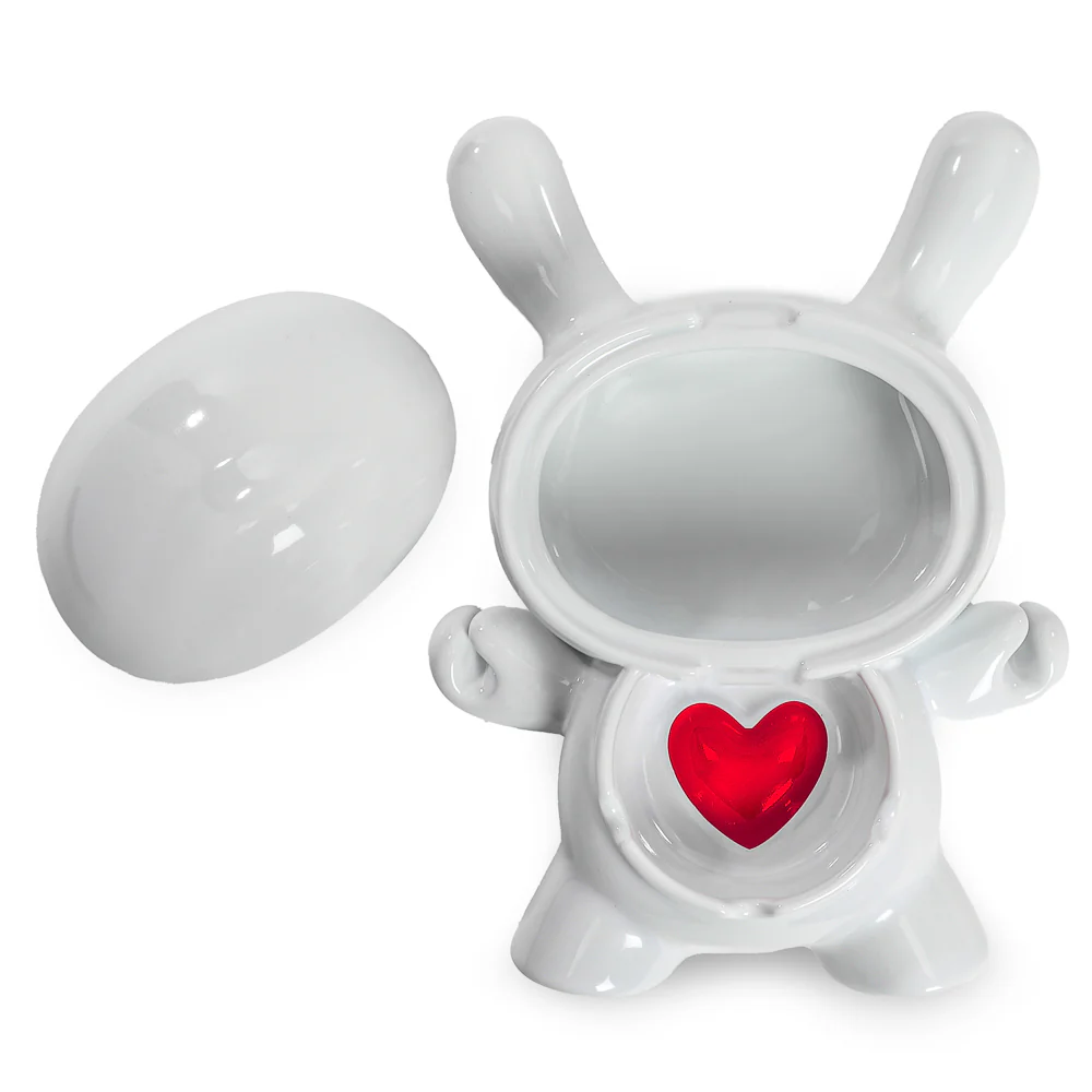 L.I.E. (LOVE ISN’T EASY) Dunny Ceramic Ashtray Complete Set of 3 (PRE-ORDER) - Image 6