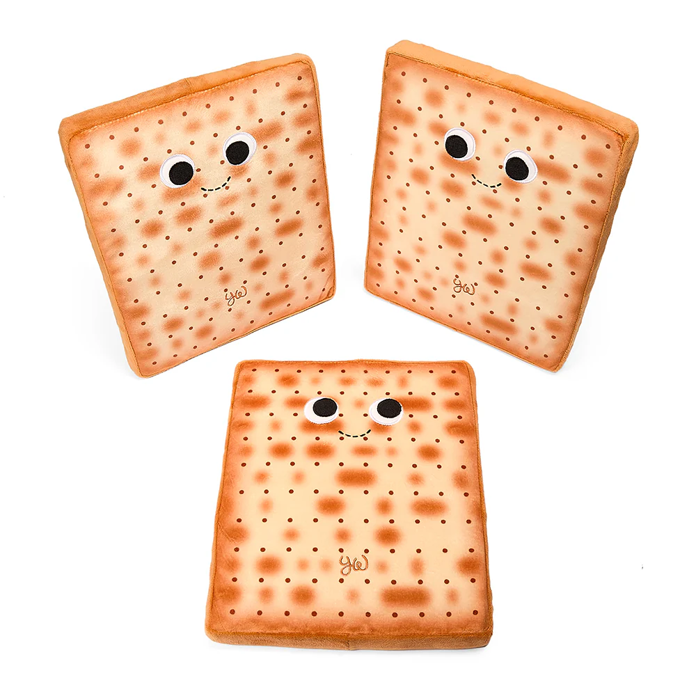 Yummy World Passover Matzos 10” Interactive Plush - Image 3